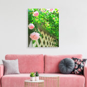 Roze rozen en roosters - Martha's Vineyard Canvas (Insitu (Woonkamer))