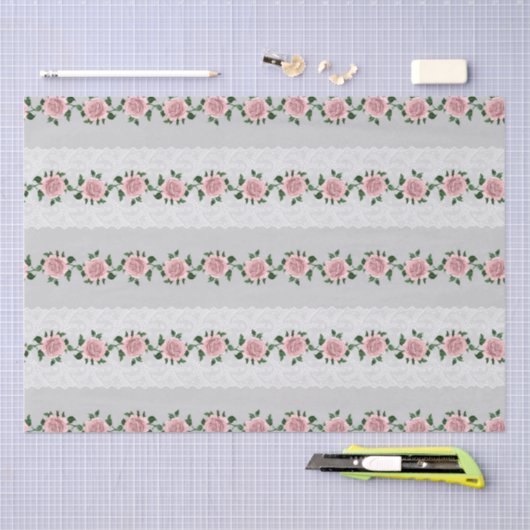 Roze Rozen En Trouwsluiers Tissuepapier (Craft)