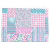 Roze Rozen Faux Patchwork Grote Gift Bag Groot Cadeauzakje (Achterkant)