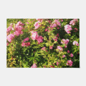 Roze rozen in bloei deurmat (Voorkant)