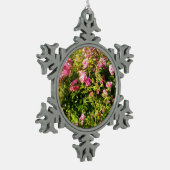 Roze rozen in bloei tin sneeuwvlok ornament (Links)