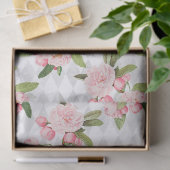 Roze rozen in de ontkoppeling van de raad van cont tissuepapier (Geschenk)