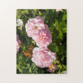 Roze rozen in de tuin legpuzzel (Verticaal)