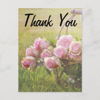 Roze rozen in een mandje bruiloft bedankt briefkaart