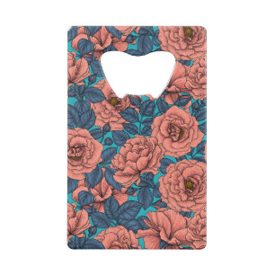 Roze rozen met blauwe bladeren op blauw creditkaart flessenopener