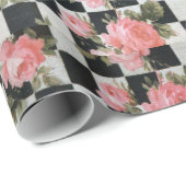 roze rozen met zwart en wit cadeaupapier (Rol Hoek)