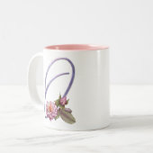 Roze rozen Monogram O Tweekleurige Koffiemok (Voorkant links)