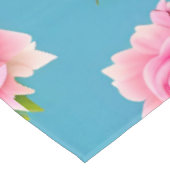 Roze rozen op een blauwe achtergrond tafelkleed (Gekanteld)