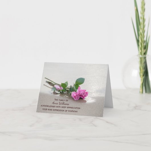 Roze rozen op strand Dank u van familie Bedankkaart (Voorkant)