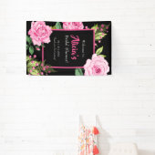 Roze rozen op zwarte bruidsdouche verticaal spandoek (Insitu)