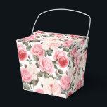 Roze Rozen Party Treat Box Bedankdoosjes<br><div class="desc">Party favour box wordt getoond met een mooie roze rozen bloemenprint. Pas dit object aan of koop het object zoals het is. Tip: voeg gewoon je geweldige traktaties toe en voeg wat feestelijk lint toe. Afbeelding onder licentie</div>