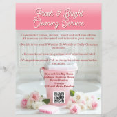 Roze Rozen QR Code Cleaning Service Business Flyer (Voorkant)