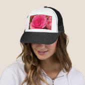 Roze rozen trucker pet (In situ)
