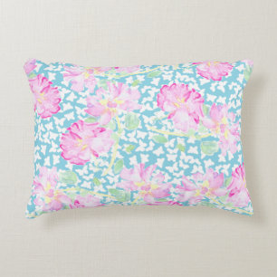 Roze rozen, witte vlinders, blauwe vondst decoratief kussen