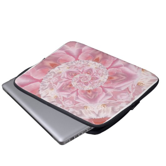 Roze Rozenblaadjes Spiraal van Liefde Digitale Kun Laptop Sleeve (Voorkant onderkant)
