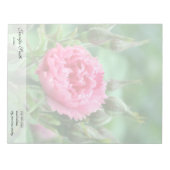 Roze rozenbloem en groene bladeren. notitieblok (Voorkant)