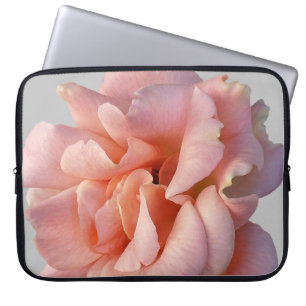 roze rozenbloem laptop sleeve