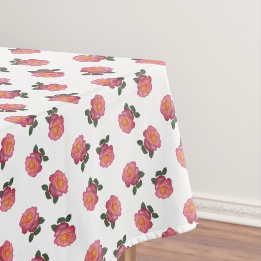 Roze rozenbloemen op wit tafelkleed (Voorbeeld)