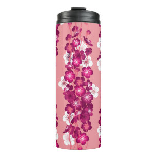 Roze rozenbloesems: naadloze achtergrond. thermosbeker