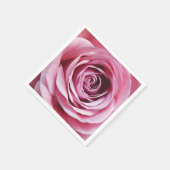 Roze rozenknopdetail, natuurlijk bloemontwerp servet (Hoek)