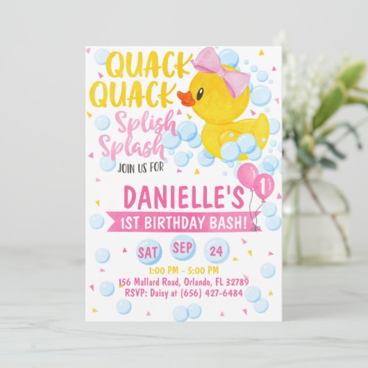 Roze Rubber Eendje Uitnodiging (Staand voorkant)