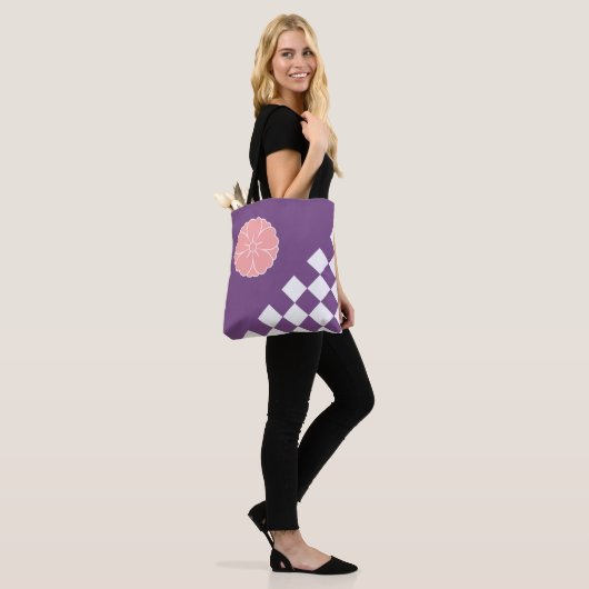 Roze Sakura en gebarsten Patroon Tote Bag (Op model)