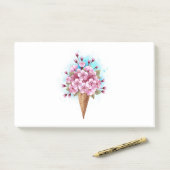 Roze Sakura Ice Cream Waffle Cone Post-it® Notes (Op bureau)