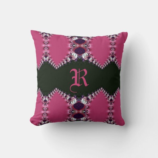 Roze Satijnen Kantontwerp Monogram Kussen (Voorkant)