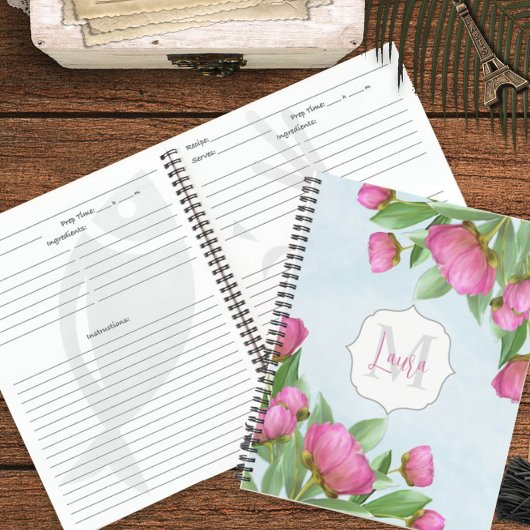 Roze Schattige Bloemmonogram Custom Notitieboek