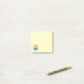 Roze schattige leesuil post-it® notes (Op bureau)