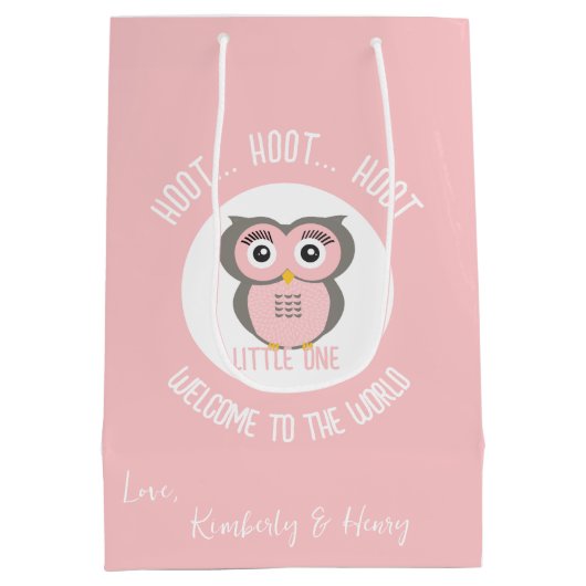 Roze Schattige Uil Hoot Hoot Welkom op de Wereld Medium Cadeauzakje (Achterkant)