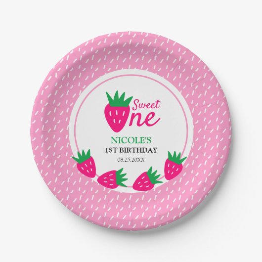 Roze Schattigee Aardbei Meisje 1e Verjaardag Papieren Bordje (Voorkant)