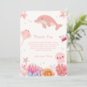 Roze Schattigee Oceaan Dolfijn Meisje Baby shower Bedankkaart (Staand voorkant)