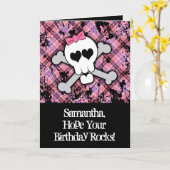 Roze Schedel en Kruisbeenderen Meisje Verjaardag K Kaart (Gele Bloem)