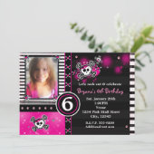 Roze Schedel & Kruisbeenderen Harten Foto uitnodig Kaart (Staand voorkant)