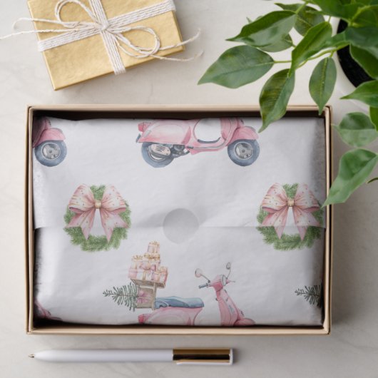 Roze scooter kerstinkopen doen tissuepapier (Geschenk)