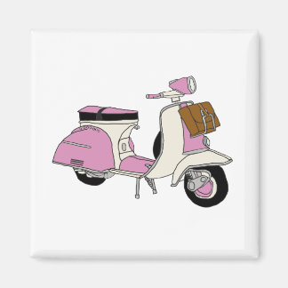 Roze scooter magneet