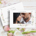Roze Shades Romantic Floral Wedding Wreatfoto Kaart<br><div class="desc">Roze Shades Romantic Floral Wedding Wreath Photo Invitation. BELANGRIJKE OPMERKING: dit ontwerp maakt deel uit van een collectie en heeft andere gecoördineerde elementen die je in mijn winkel kunt vinden. Soms kan het moeilijk zijn om te verdoven en teksten of initialen op de design, als dat zo is, vertel het...</div>
