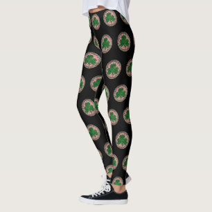 Roze shamrock on Celtic Knots Leggings