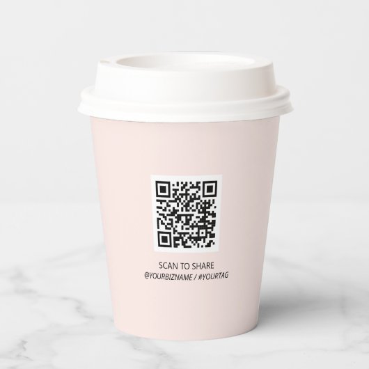 Roze Simple Heart Business Logo QR-code Aangepast Papieren Bekers (Achterkant)