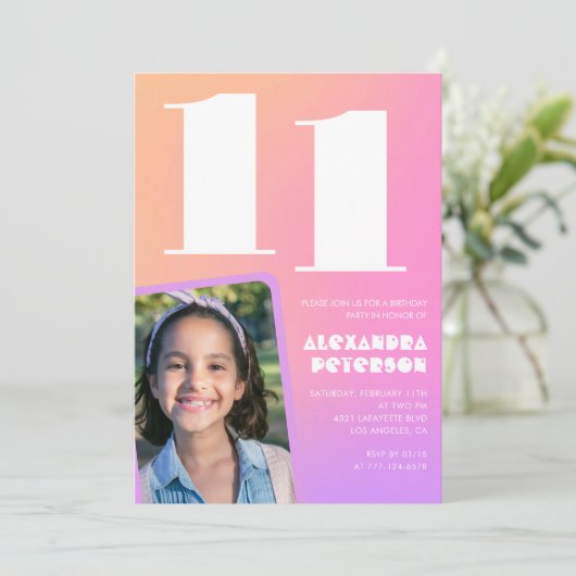 Roze Sinaasappel 11e verjaardagsuitnodiging Retro Kaart (Staand voorkant)