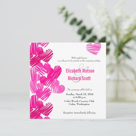 Roze sketchy harten bruiloft uitnodiging (Staand voorkant)