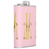 Roze ski's en polen |  ski-illustratie heupfles (Rechts)