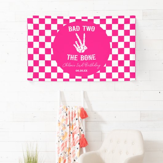 Roze Slechte Twee Het Bone Skelet 2e Verjaardagsfe Spandoek (Insitu)