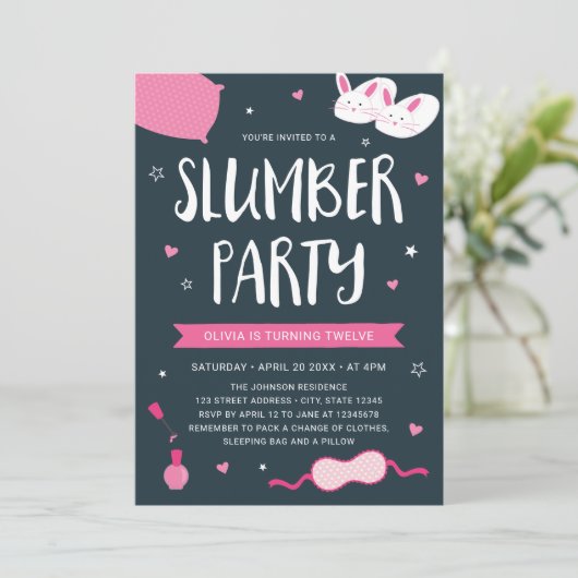 Roze Slumber Party Verjaardag uitnodiging (Staand voorkant)