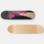 Roze Sneakers zwarte skateboard (Horizontaal)
