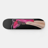 Roze Sneakers zwarte skateboard (Horizontaal)