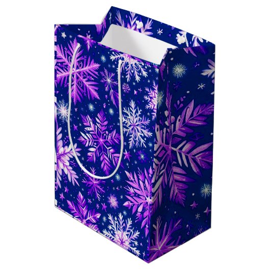 Roze Sneeuwvlokken Medium Gift Bag Cadeauzakje (Achterkant Gekanteld)