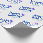 Roze Snowflake Festive Script Happy Holiday Cadeaupapier (Hoek)