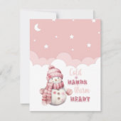 Roze Snowy Warmth 'Koude Handen Warm Hart' Snowman Feestdagenkaart (Voorkant)
